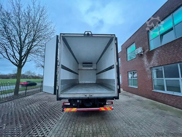 Refrigerated truck VOLVO FH 460 Tiefkühlkoffer*2 Stück *