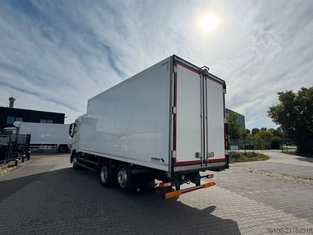 Refrigerated truck VOLVO FH 460 Tiefkühlkoffer*2 Stück *