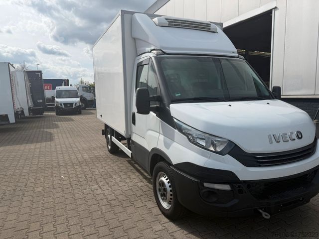 Refrigerator body van IVECO Daily 35S14 Hi Matic Tiefkühlkoffer MOTORSCHADE