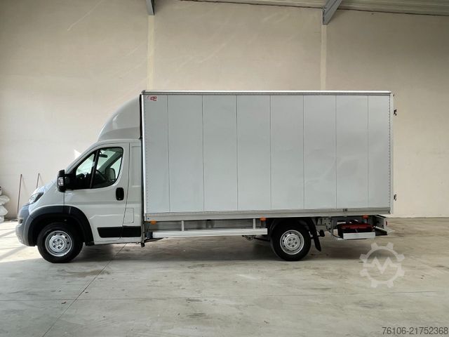 Box van PEUGEOT Boxer Koffer mit grosse Türen *Klima*Navi*