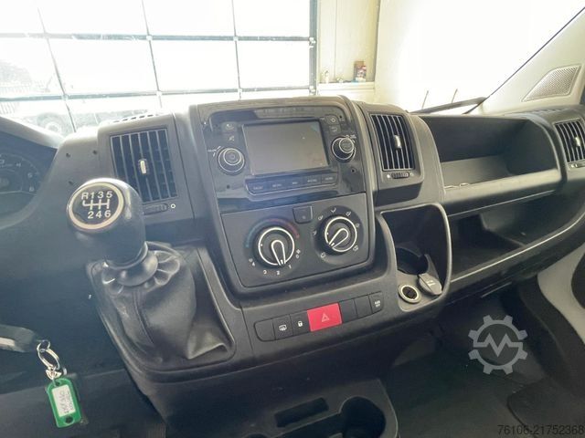 Box van PEUGEOT Boxer Koffer mit grosse Türen *Klima*Navi*