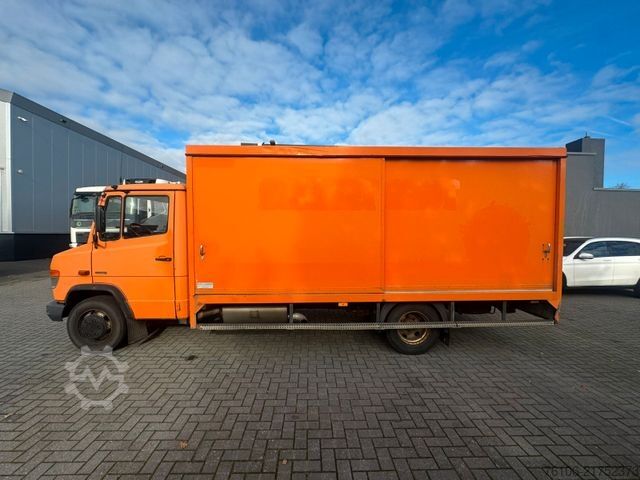 Box truck MERCEDES-BENZ 816 D VARIO Koffer *Ahk*