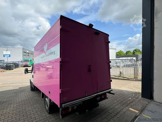 Box van IVECO Daily 35S14 Hi-Matic Koffer*Ahk*Seiten tür*