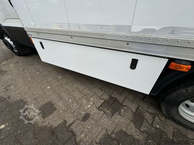 Box van IVECO Daily 70C15 Koffer *Klima*Ahk*