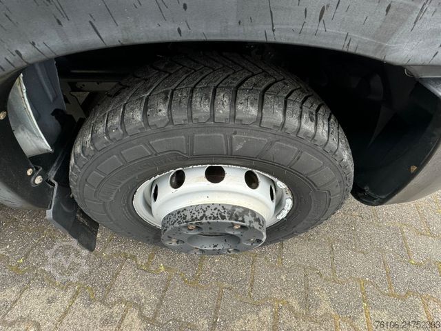 Box van IVECO Daily 70C15 Koffer *Klima*Ahk*