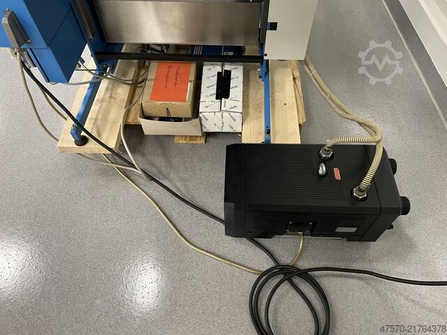 Folding machine GUK FA 49/4 Folding Machine + GUK FA 49/4 Cross Folding Module