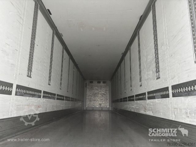Reefer semitrailer Schmitz Cargobull Semitrailer Reefer Standard divu klāju