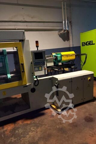 Injection molding machine ARBURG 520C-200-675