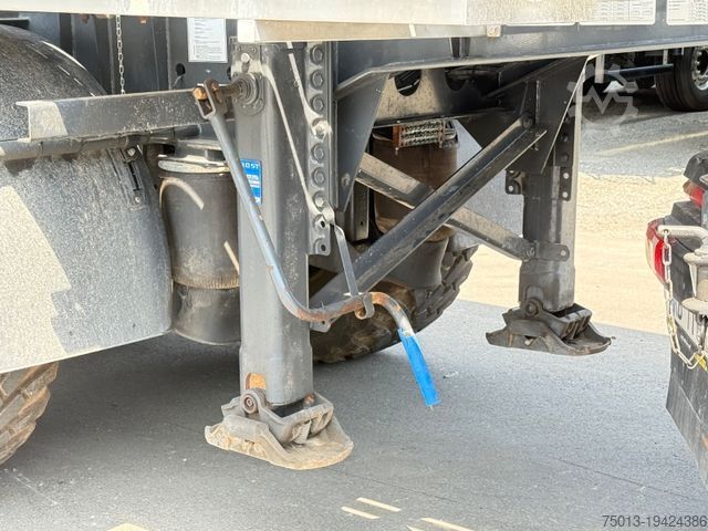 Tanker semitrailer  Schwarte Jansky GĂĽLLE TAXI 30 cbm, MIETEN?