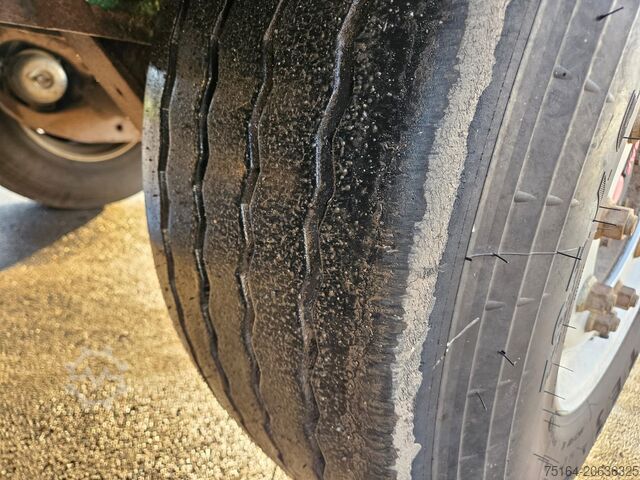 Kipper Auflieger Schwarzmüller SK Stahlrundmulde m. hydr. Heckklappe