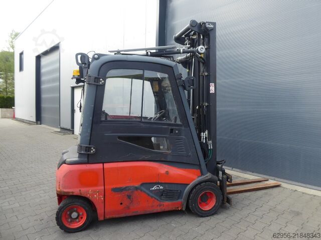 Electric 4-wheel forklift Linde E20PL-02