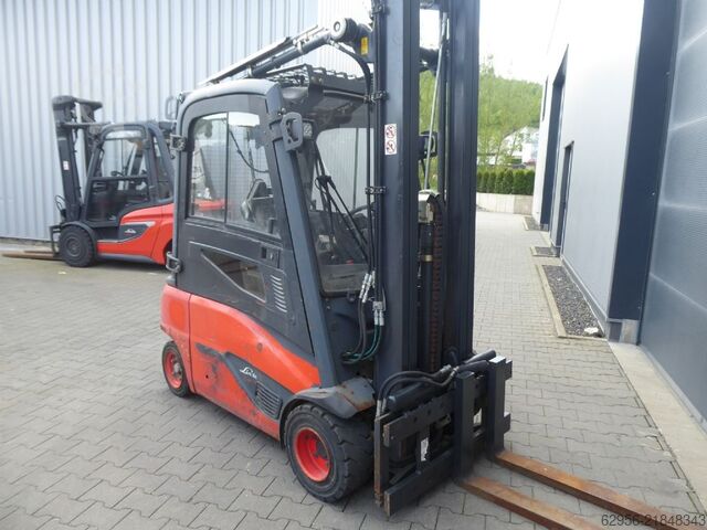 Electric 4-wheel forklift Linde E20PL-02