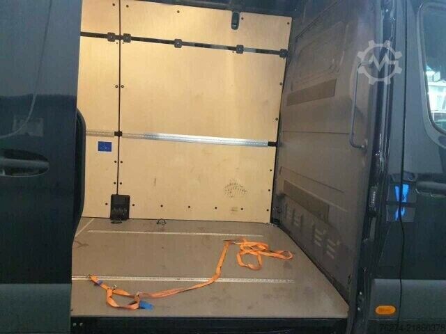 Panel van Mercedes-Benz eSprinter 312 Kasten Hochdach Standard