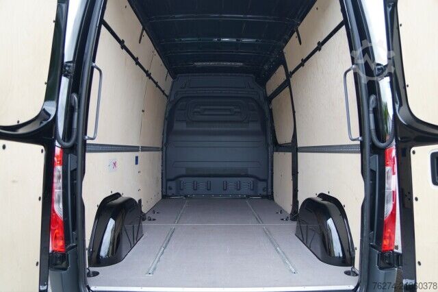 Panel van Mercedes-Benz eSprinter 312 Kasten Hochdach Standard