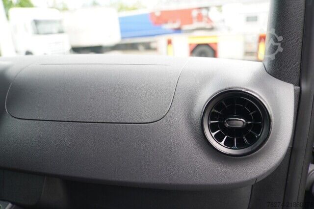 Panel van Mercedes-Benz eSprinter 312 Kasten Hochdach Standard