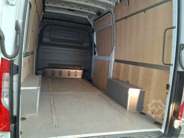 High top van Mercedes-Benz Sprinter 317 CDI Hochdach