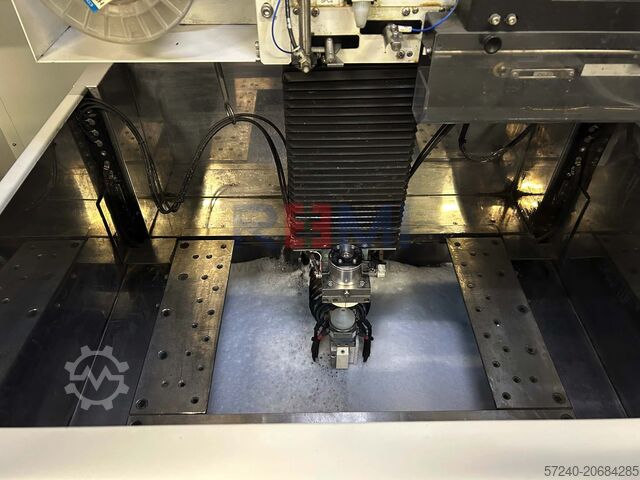FANUC ALPHA 0iD – 2008 Drahterodiermaschine FANUC ALPHA 0iD