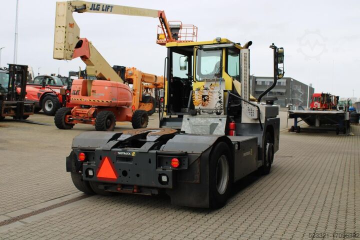 Terminal Tractor MOL RM255 4X4