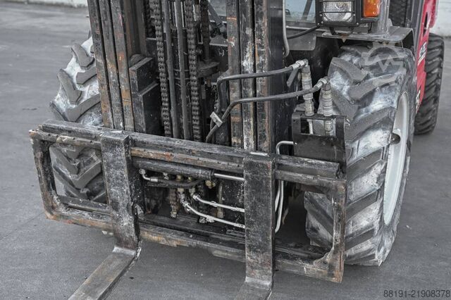 Rough terrain forklift Manitou MH 25-4