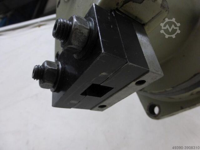 Nutenstoßkopf für Fräsmaschine CCCP / UDSSR, Montage an Stelle vom Vertikalfräskopf, Fräskopf, Nuten STANKO 1502