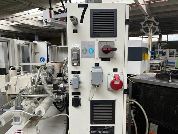 Injection molding machine Krauss Maffei KM 35-55 CX