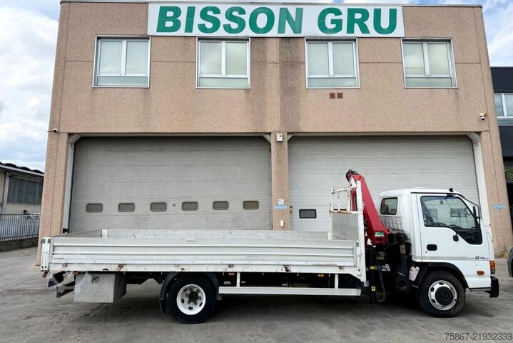 Flatbed truck ISUZU NQR 75