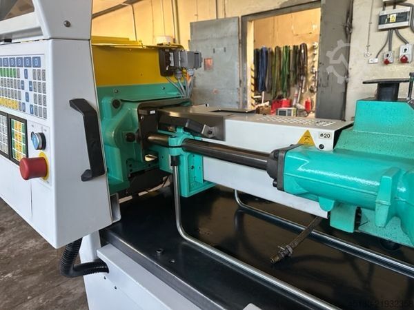 Injection molding machine Arburg 221KS 250-75
