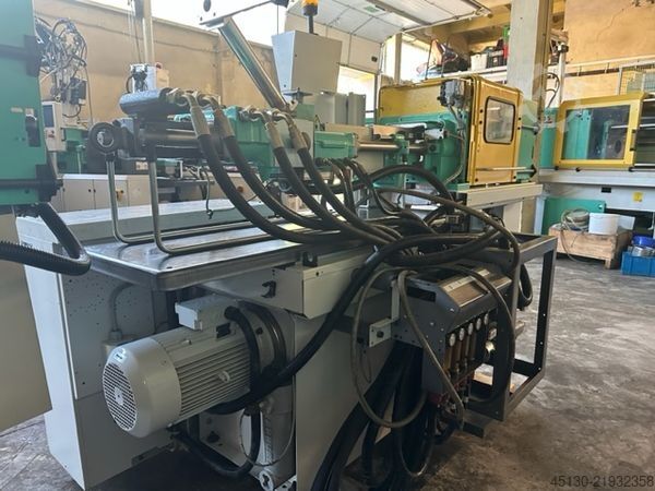 Injection molding machine Arburg 221KS 250-75