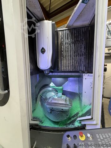 Universal machining center DMG MORI DMU 60 eVo