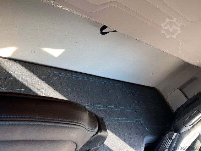 Standard SZM FORD F-Max Sattelzugmaschine