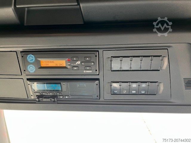 Standard SZM FORD F-Max Sattelzugmaschine