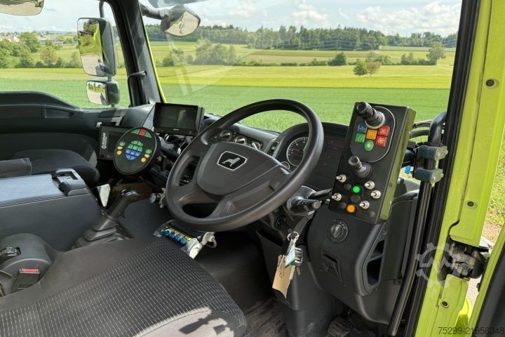 Sweeper truck MAN L2007 46.010 4x2 Kehrmaschine / Swiss-Vehicle