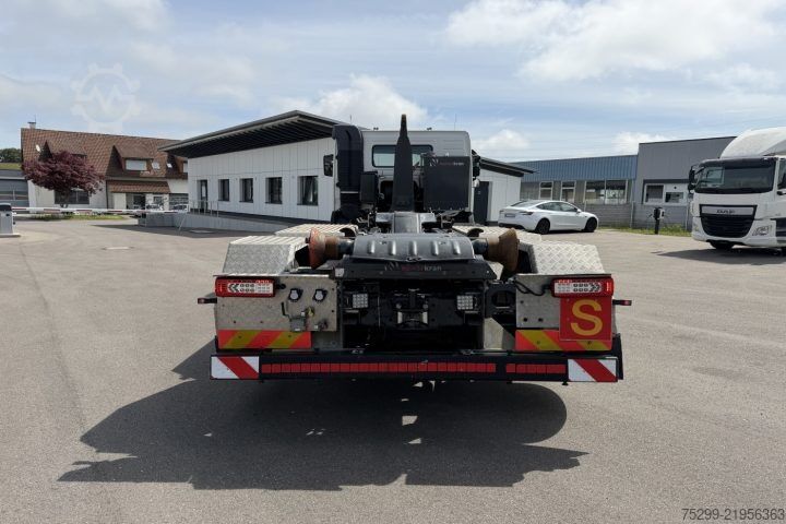 Roll-off tipper truck Volvo FM-500 8x2 Hiab / Swiss-Vehicle