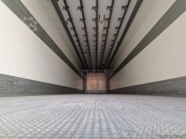 Kühl-/Tiefkühltransport Schmitz Cargobull SCB*S3B - Frigo Schmitz - Hooks/Rohrbahnen/Vlee...