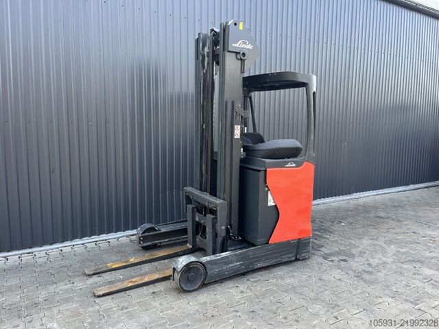 Schubmaststapler Linde R16-01