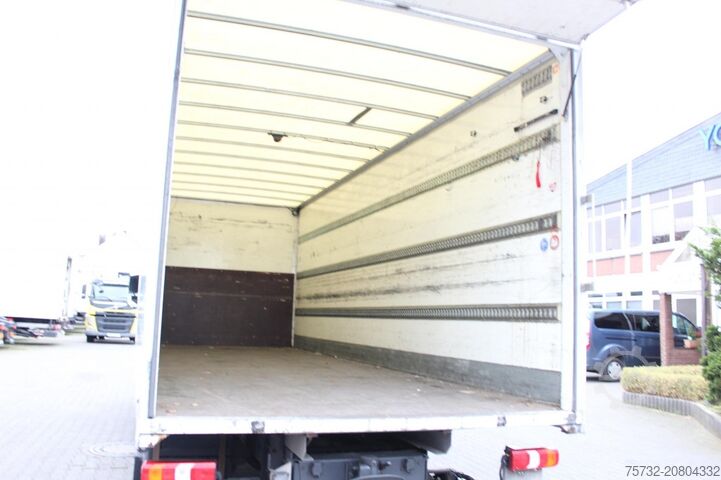 LKW mit Kofferaufbau Mercedes-Benz Atego 1221 E6  Koffer   Klima  LDW  Schalter  LBW