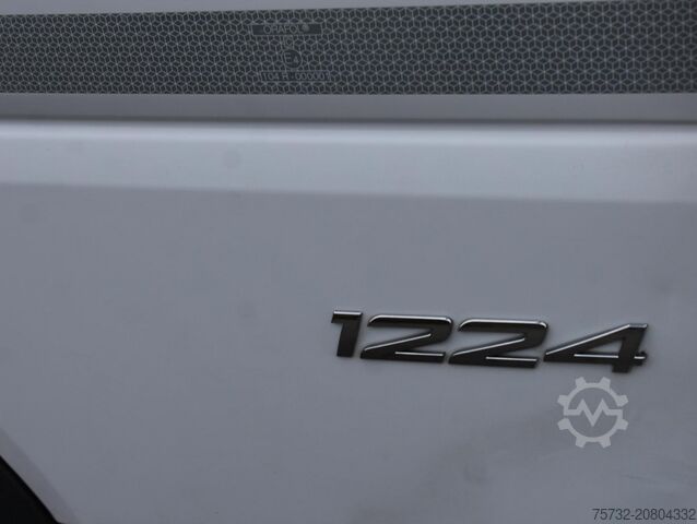 LKW mit Kofferaufbau Mercedes-Benz Atego 1221 E6  Koffer   Klima  LDW  Schalter  LBW