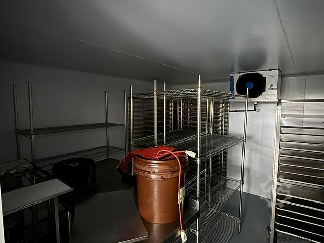 Refrigerated Chiller Room Refrigerated Chiller Room 
