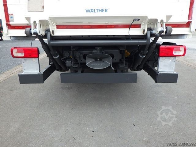 LKW mit Kofferaufbau DAF XF 480 FAN SpaceCab/Koffer/LBW/Ret./AHK/Lenkachs