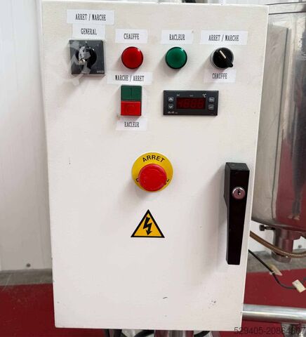 Schmelzbehälter mit elektrischen Widerständen – Tauchheizkörper - -