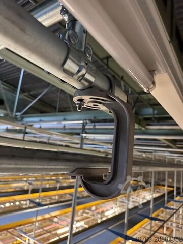 High-bay warehouse SSI Schäfer Rundrohrhängebahn