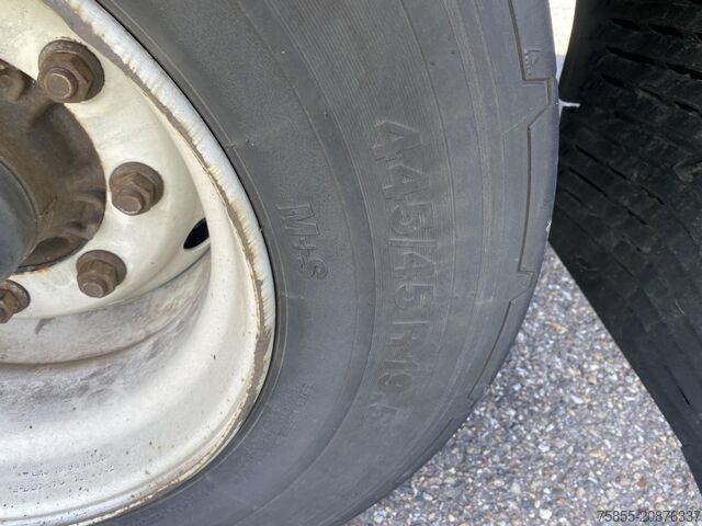 Volume transport Krone N/A Mega / Curtains / Sideboards / BPW / Drumbr...