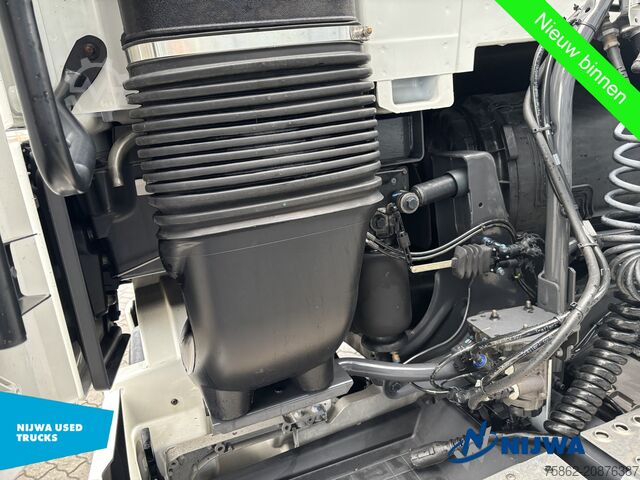 Standard-SZM Renault T High 480 4x2 Key less start + Navigatie