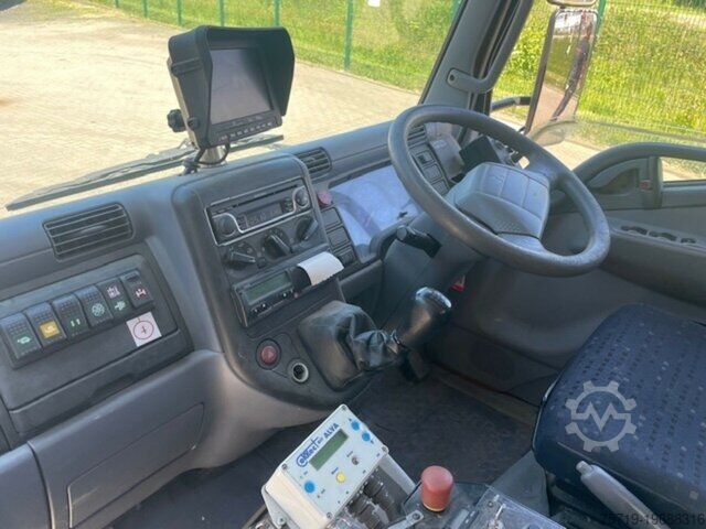 Special purpose truck Mitsubishi FE 85 Faun Viajet