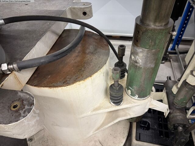 Hydraulische - Zweisäulenpresse NETSTAL 
