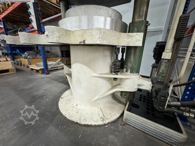 Hydraulische - Zweisäulenpresse NETSTAL 