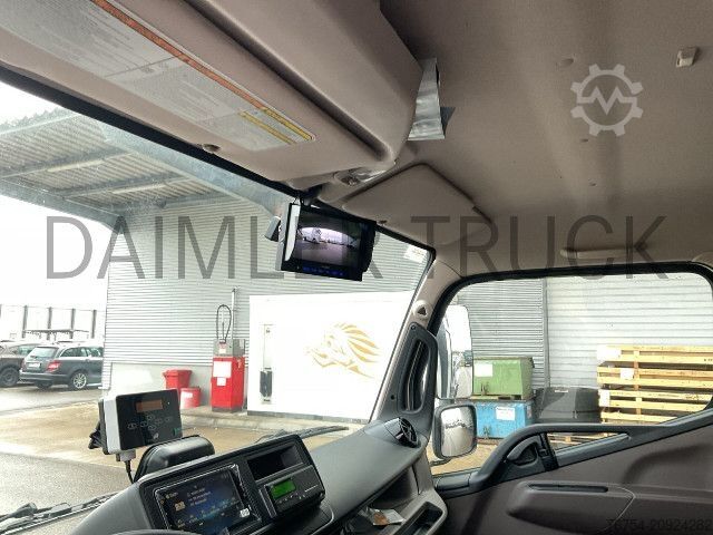 Three-way tipper van FUSO Mitsubishi Canter 7C18 Meiller Kipper Roadbox AHK