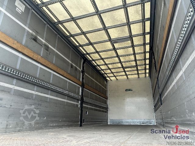 Flatbed truck with tarp Scania P 320 DB4x2MNB RETARDER FULL AIR 2T TAIL LIFT ACC