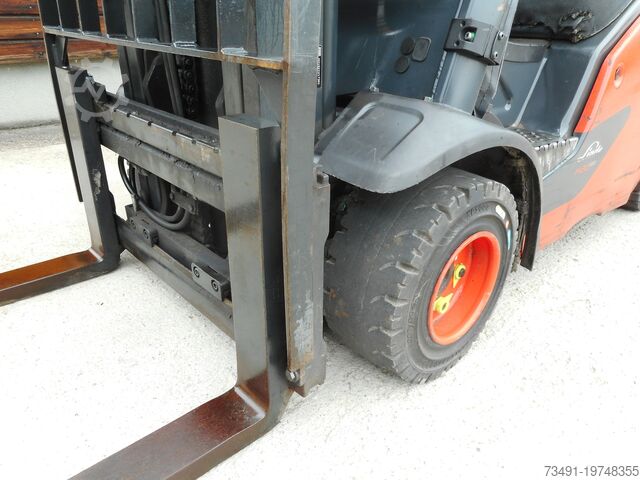 4-wheel forklift Linde H20T-01 Triplex