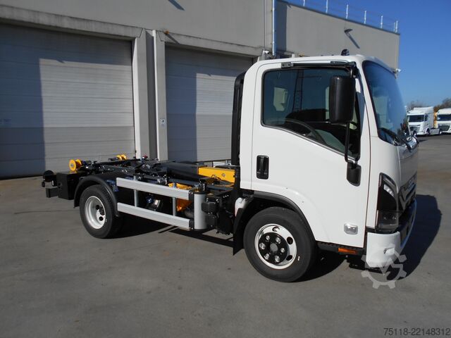 Deposit tipper van Isuzu M30 (7,5 ton) - SCARRABILE PALFINGER